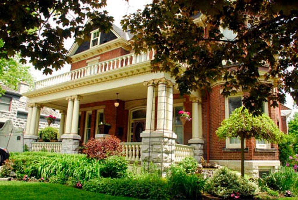 The Secret Garden Inn Kingston Exterior foto